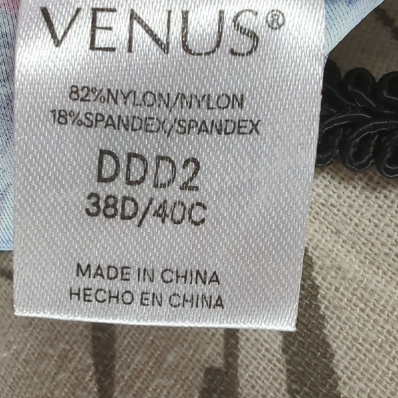 Tropical Floral Bikini Set - Picture 3 of 5